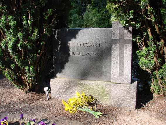 Billede af gravsten på Herning Vestre Kirkegård