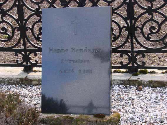 Billede af gravsten på Herning Vestre Kirkegård