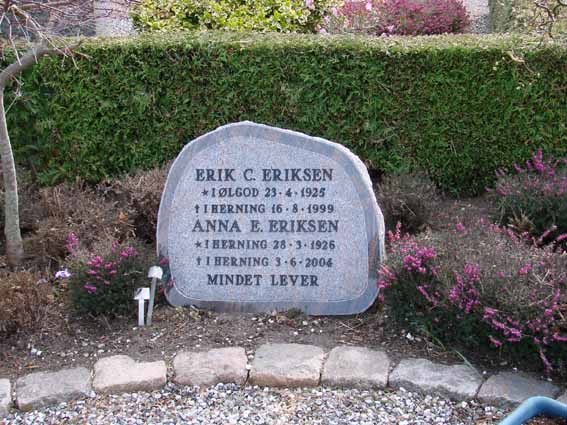 Billede af gravsten på Herning Vestre Kirkegård