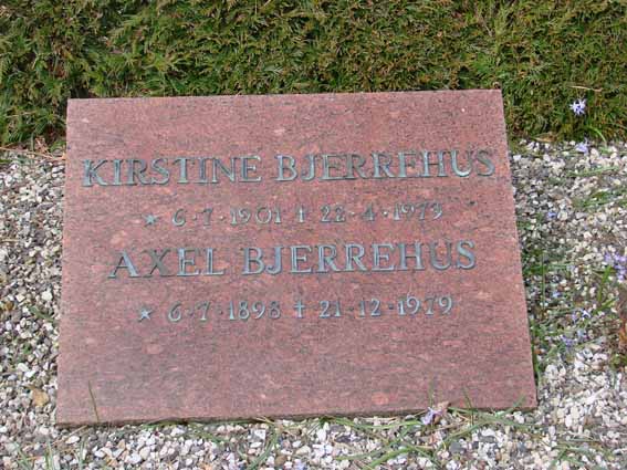 Billede af gravsten på Herning Vestre Kirkegård