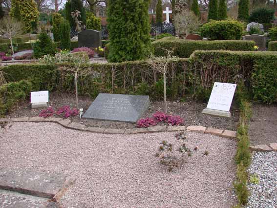 Billede af gravsten på Herning Vestre Kirkegård
