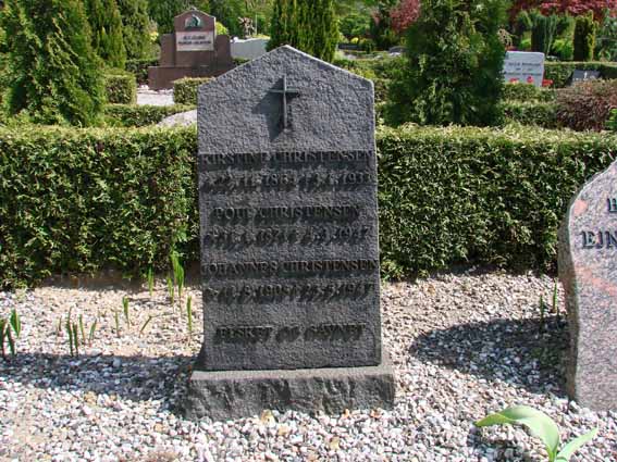 Billede af gravsten på Herning Vestre Kirkegård