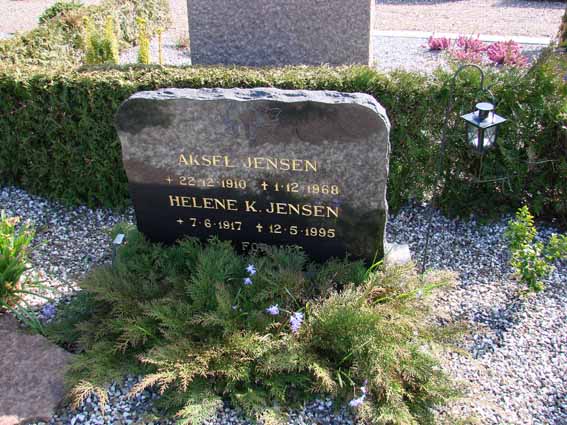 Billede af gravsten på Herning Vestre Kirkegård