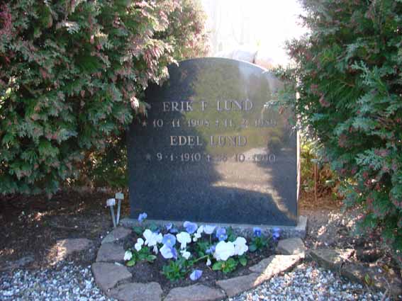 Billede af gravsten på Herning Vestre Kirkegård