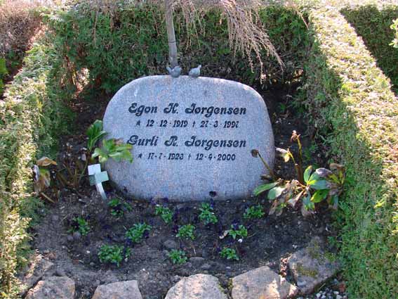 Billede af gravsten på Herning Vestre Kirkegård