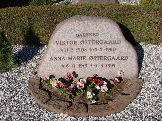 Billede af gravsten på Herning Vestre Kirkegård