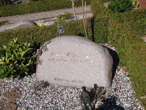 Billede af gravsten på Herning Vestre Kirkegård