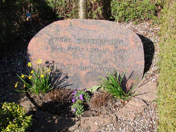 Billede af gravsten på Herning Vestre Kirkegård