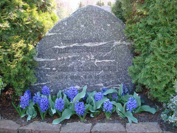 Billede af gravsten på Herning Vestre Kirkegård