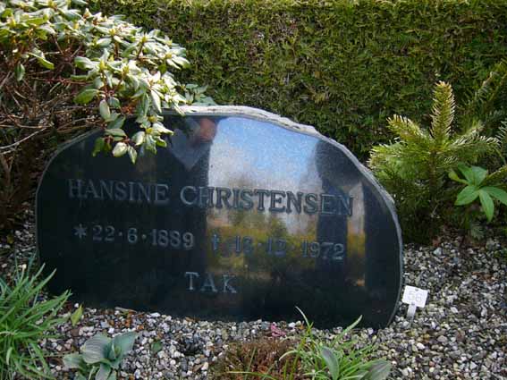 Billede af gravsten på Herning Vestre Kirkegård