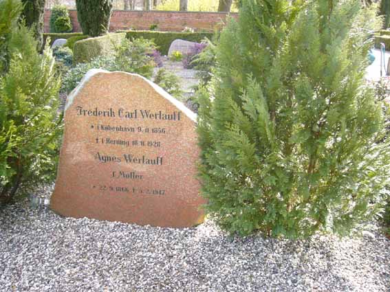 Billede af gravsten på Herning Vestre Kirkegård