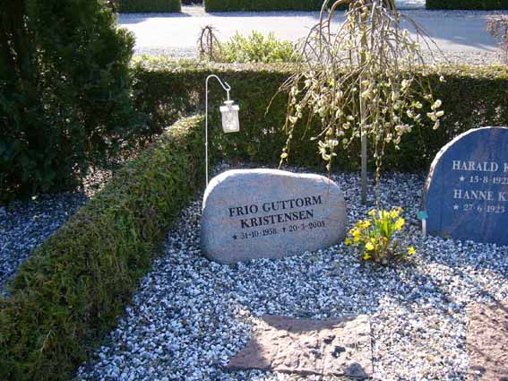 Billede af gravsten på Herning Vestre Kirkegård