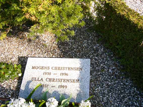 Billede af gravsten på Herning Vestre Kirkegård