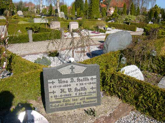 Billede af gravsten på Herning Vestre Kirkegård