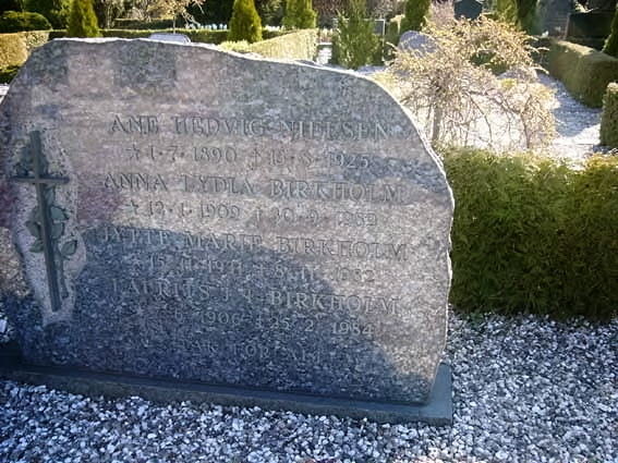 Billede af gravsten på Herning Vestre Kirkegård
