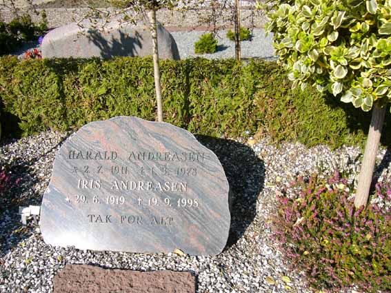 Billede af gravsten på Herning Vestre Kirkegård