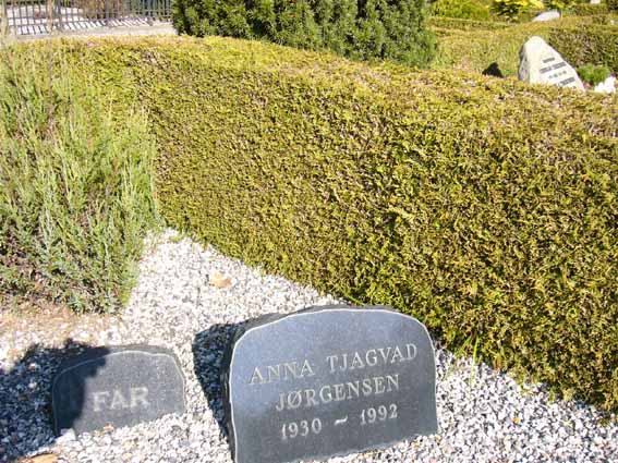 Billede af gravsten på Herning Vestre Kirkegård