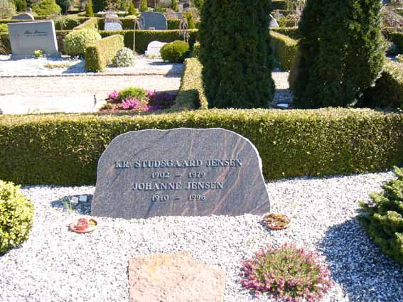 Billede af gravsten på Herning Vestre Kirkegård