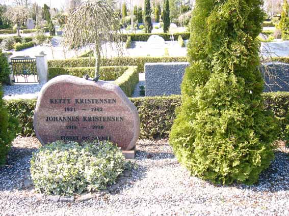 Billede af gravsten på Herning Vestre Kirkegård