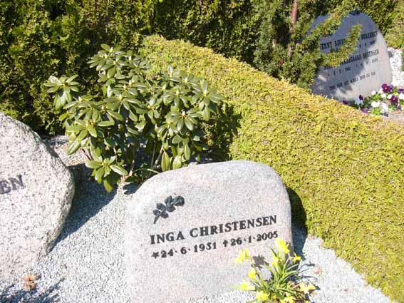 Billede af gravsten på Herning Vestre Kirkegård