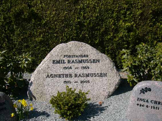Billede af gravsten på Herning Vestre Kirkegård