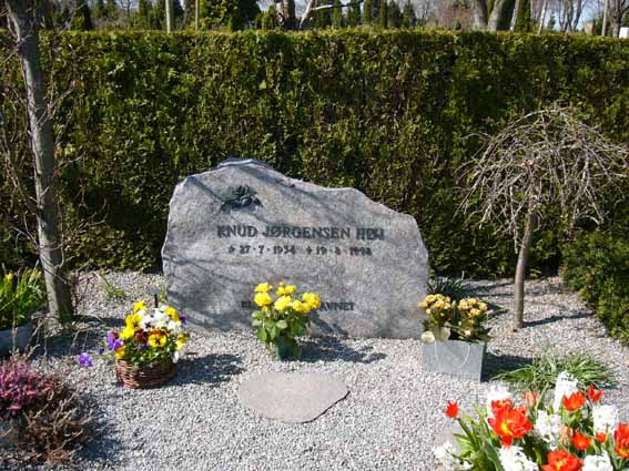 Billede af gravsten på Herning Vestre Kirkegård