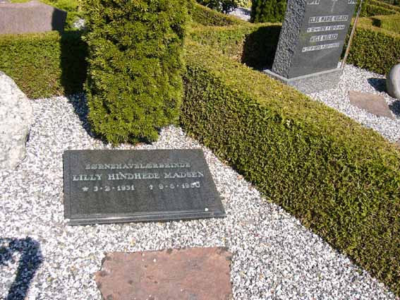 Billede af gravsten på Herning Vestre Kirkegård