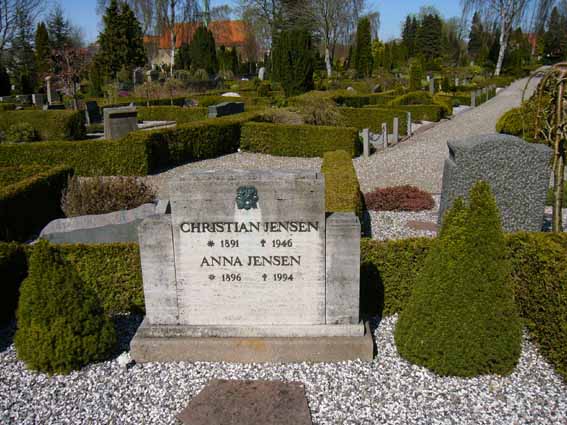 Billede af gravsten på Herning Vestre Kirkegård