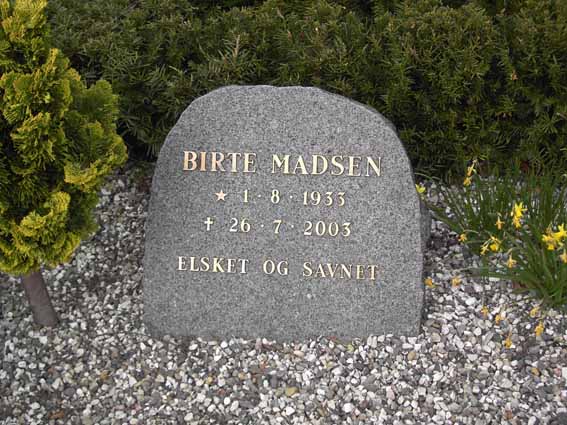 Billede af gravsten på Herning Vestre Kirkegård