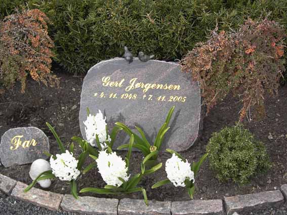 Billede af gravsten på Herning Vestre Kirkegård