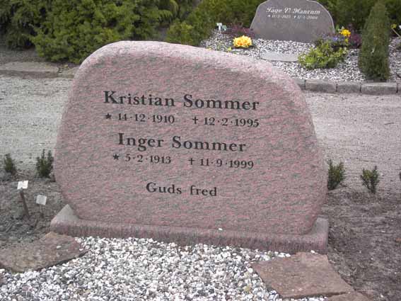 Billede af gravsten på Herning Vestre Kirkegård