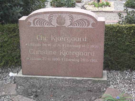 Billede af gravsten på Herning Vestre Kirkegård