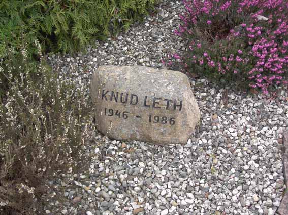 Billede af gravsten på Herning Vestre Kirkegård