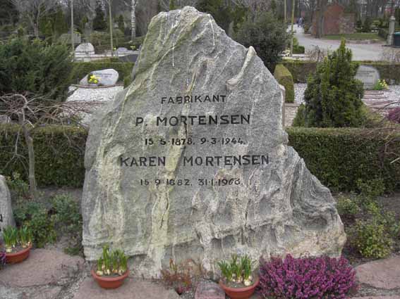 Billede af gravsten på Herning Vestre Kirkegård