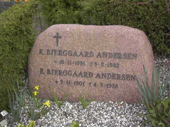 Billede af gravsten på Herning Vestre Kirkegård