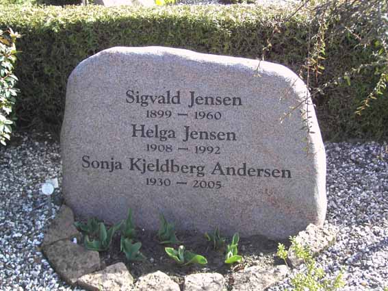 Billede af gravsten på Herning Vestre Kirkegård