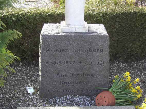 Billede af gravsten på Herning Vestre Kirkegård