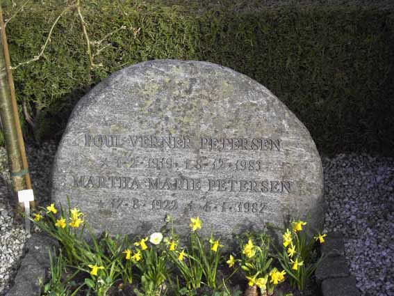 Billede af gravsten på Herning Vestre Kirkegård
