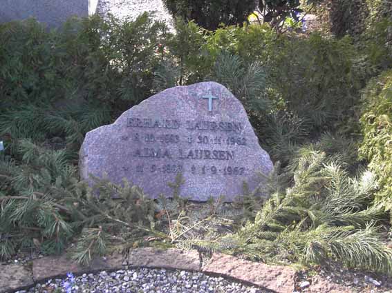 Billede af gravsten på Herning Vestre Kirkegård