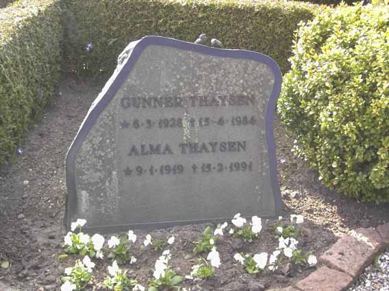Billede af gravsten på Herning Vestre Kirkegård