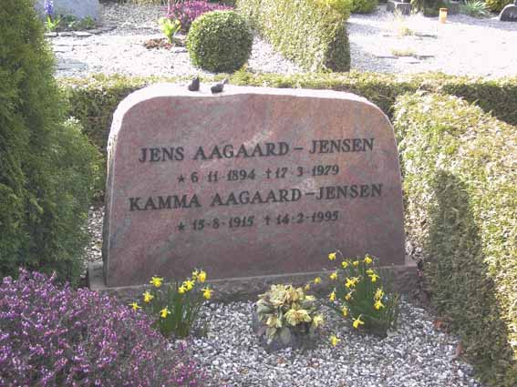 Billede af gravsten på Herning Vestre Kirkegård