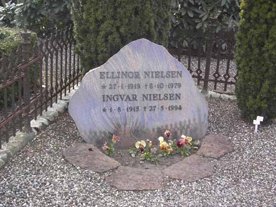 Billede af gravsten på Herning Vestre Kirkegård