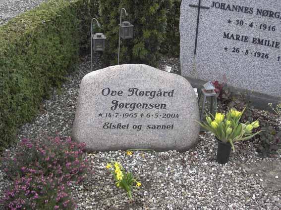 Billede af gravsten på Herning Vestre Kirkegård