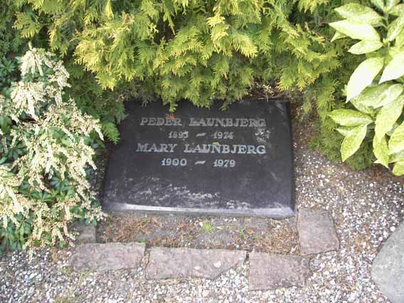 Billede af gravsten på Herning Vestre Kirkegård