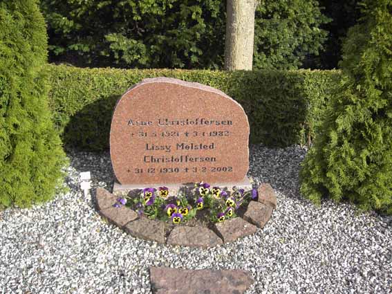 Billede af gravsten på Herning Vestre Kirkegård