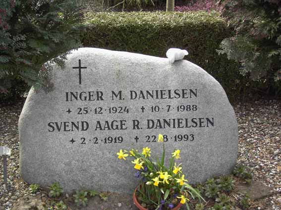 Billede af gravsten på Herning Vestre Kirkegård