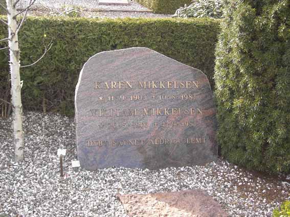 Billede af gravsten på Herning Vestre Kirkegård