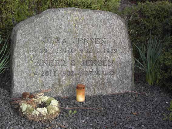 Billede af gravsten på Herning Vestre Kirkegård