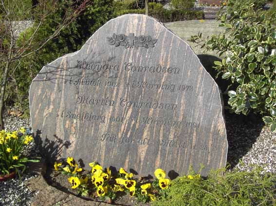 Billede af gravsten på Herning Vestre Kirkegård