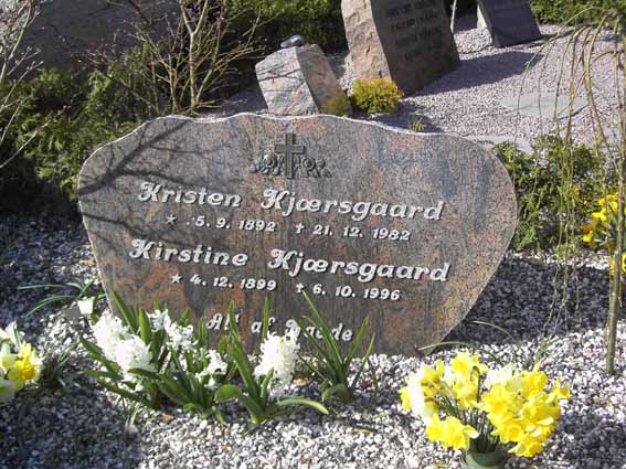 Billede af gravsten på Herning Vestre Kirkegård